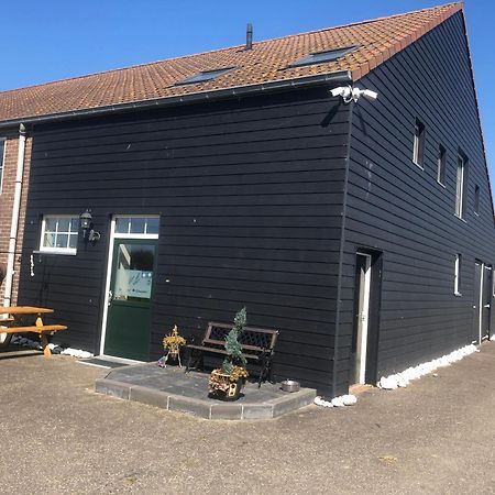 Appartement De Graanzolder Aan Zeeuwse Kust Hoofdplaat Luaran gambar