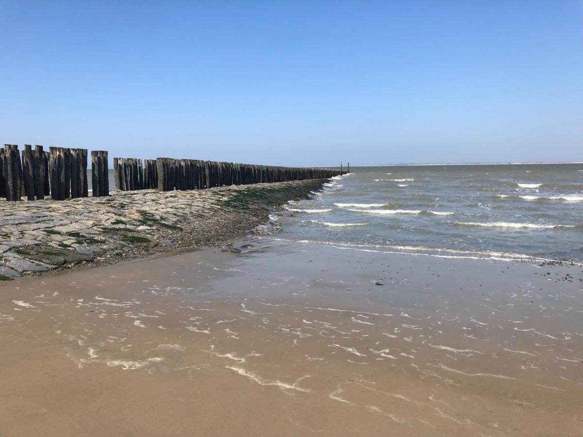 Appartement De Graanzolder Aan Zeeuwse Kust Hoofdplaat Luaran gambar