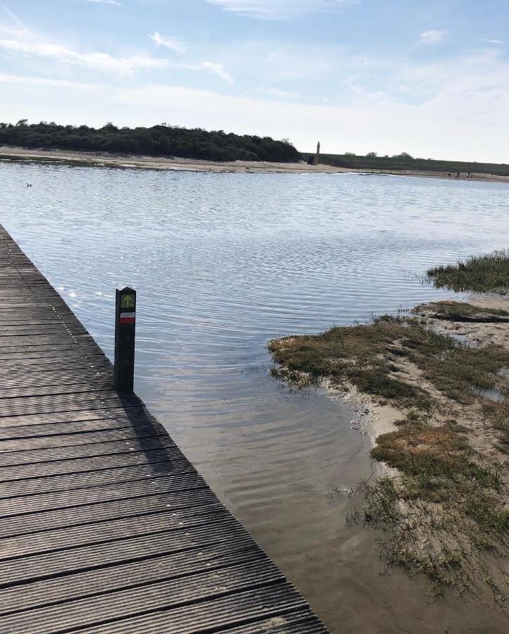 Appartement De Graanzolder Aan Zeeuwse Kust Hoofdplaat Luaran gambar