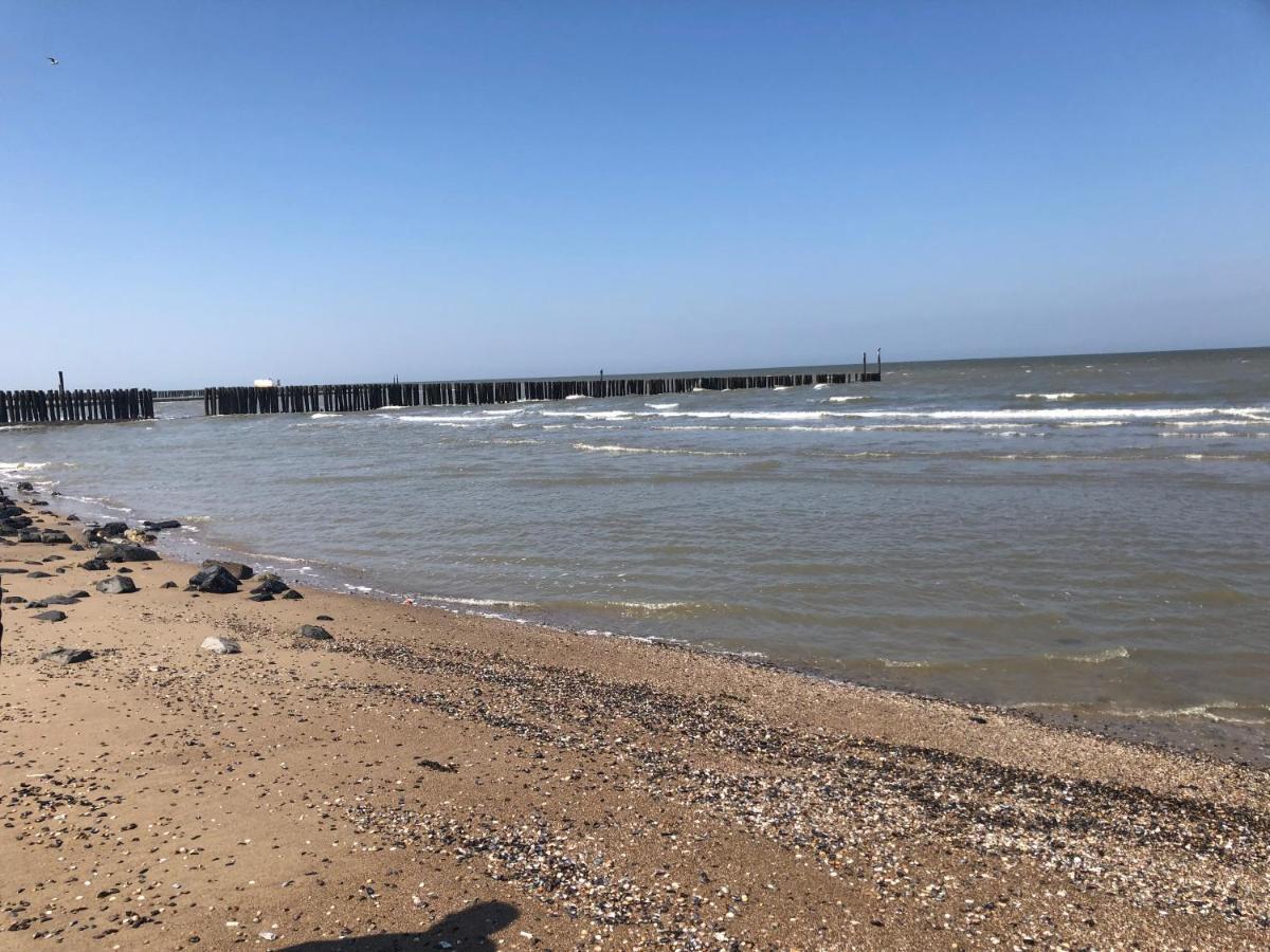 Appartement De Graanzolder Aan Zeeuwse Kust Hoofdplaat Luaran gambar
