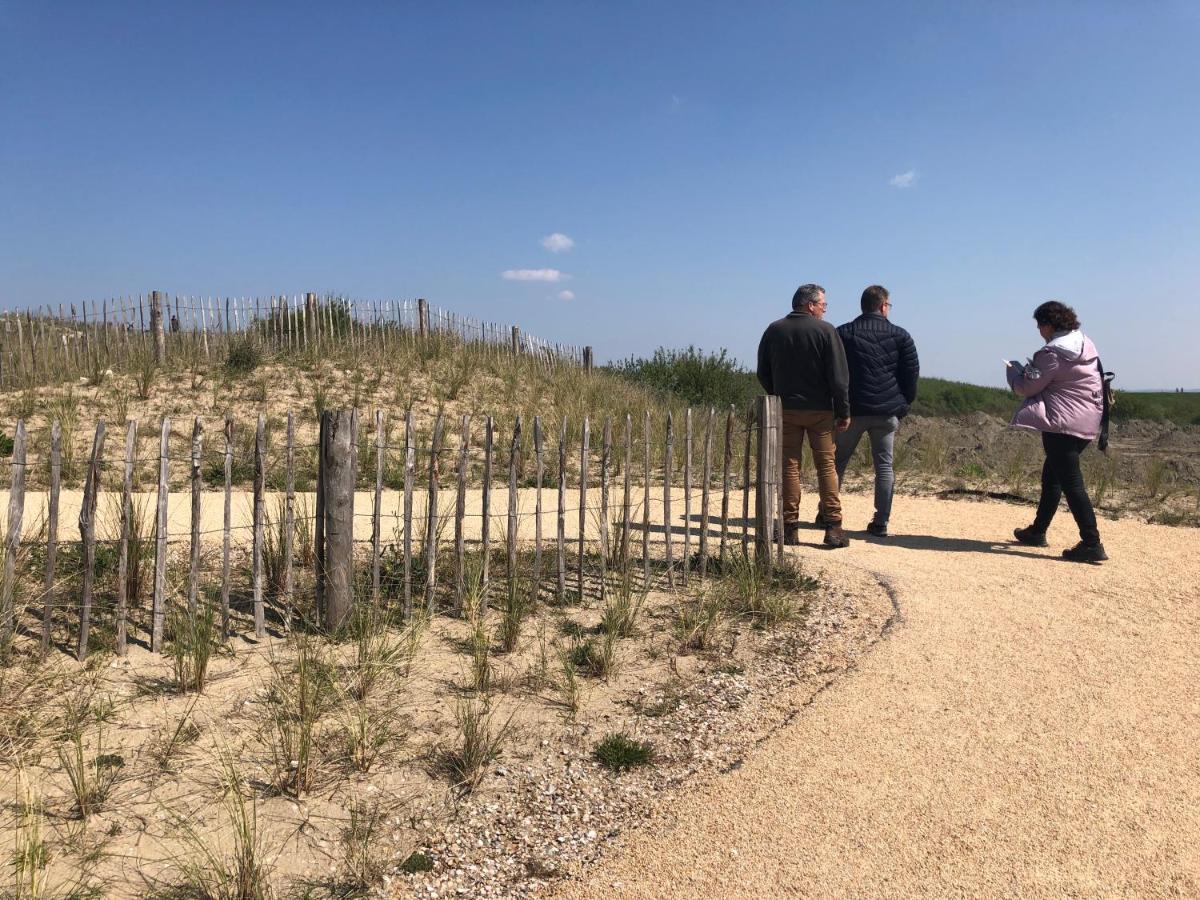 Appartement De Graanzolder Aan Zeeuwse Kust Hoofdplaat Luaran gambar