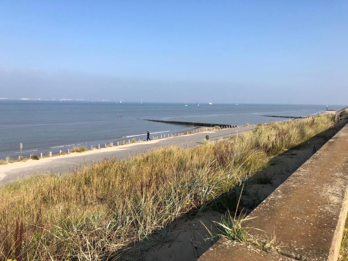 Appartement De Graanzolder Aan Zeeuwse Kust Hoofdplaat Luaran gambar