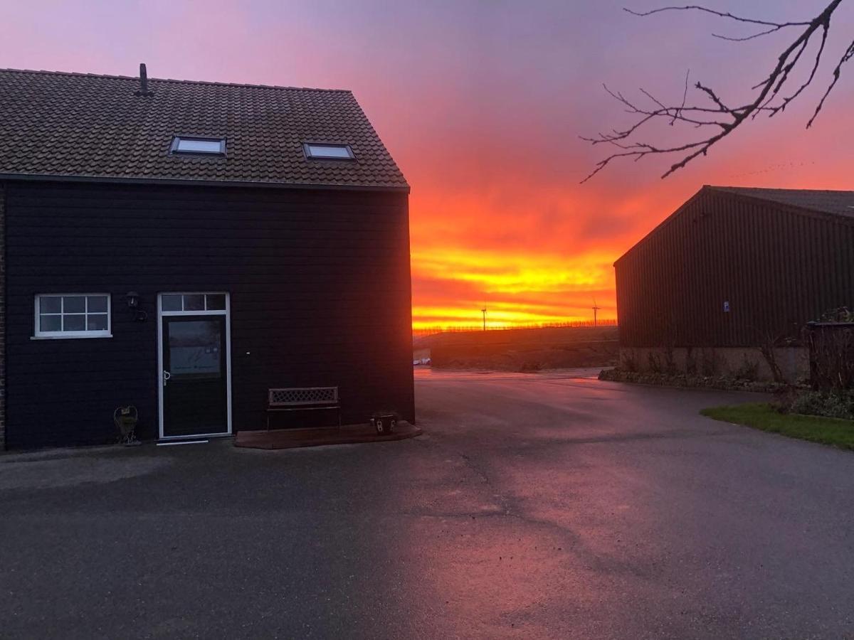 Appartement De Graanzolder Aan Zeeuwse Kust Hoofdplaat Luaran gambar
