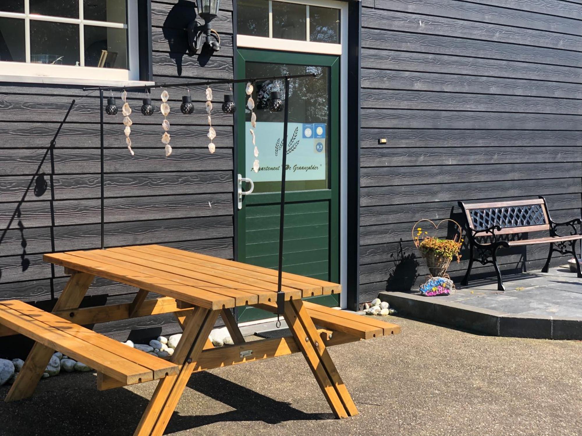 Appartement De Graanzolder Aan Zeeuwse Kust Hoofdplaat Luaran gambar